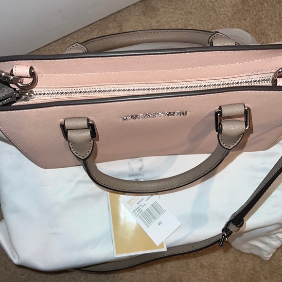 SOLD - Michael Kors 2 tone handbag (Pink & Taupe) - Picture 5 of 7
